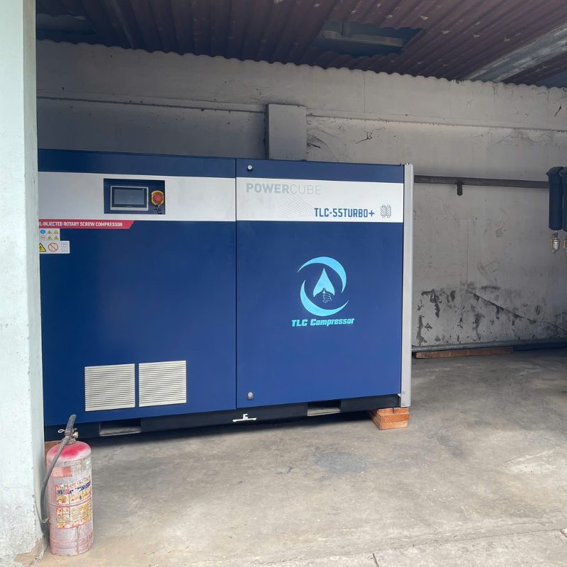 Trang chủ 73 Máy nén khí 2 cấp trục vít TLC lắp đặt tại nhà máy khách hàng