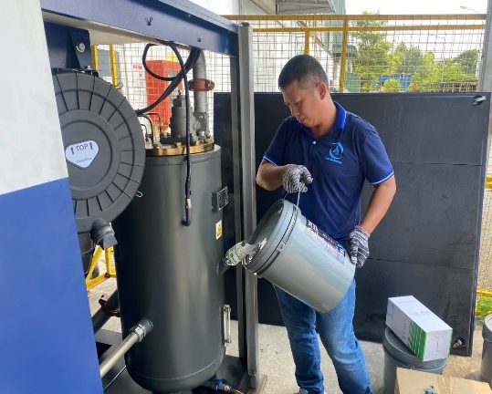 Giải pháp tối ưu chi phí điện năng máy nén khí từ TLC
