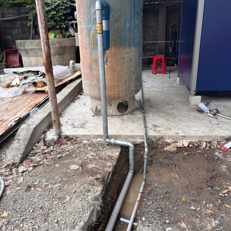 Kiểm tra các kết nối hệ thống sau lắp đặt máy nén khí