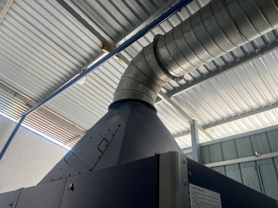 Nhiệt độ môi trường ảnh hưởng thế nào đến hiệu suất máy nén khí? 2 Phòng máy nén khí cần thông gió tốt để kiểm soát nhiệt độ vận hành