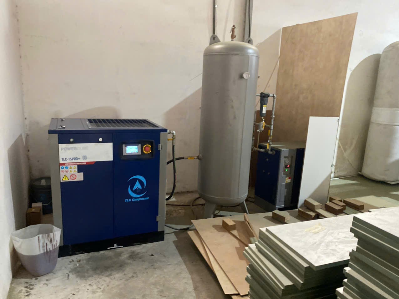 Máy nén khí biến tần: giải pháp tiết kiệm năng lượng cho doanh nghiệp 41 tiet kiem nang luong 4