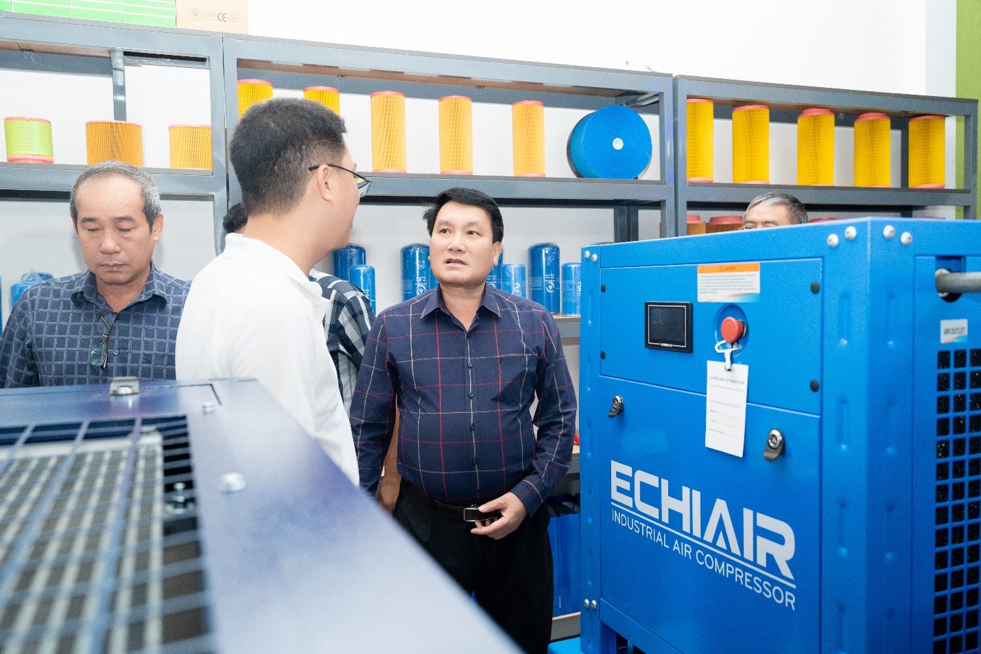 TLC khai trương Trung tâm Bảo dưỡng Máy nén khí tại Quy Nhơn 13 Linh kiện phụ tùng máy nén khí chính hãng tại TLC Quy Nhơn